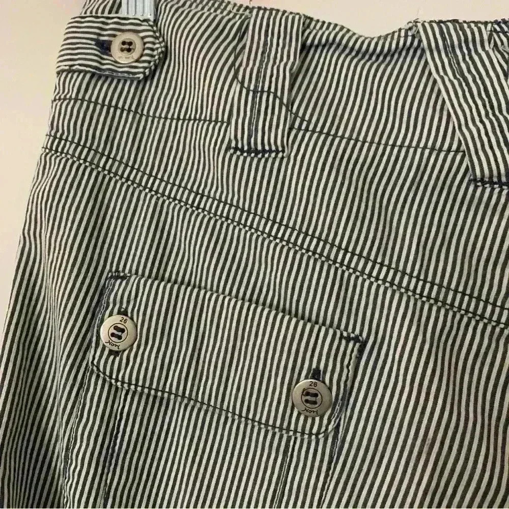 Nori Women's Striped Shorts Size 9 - Picture 5 of 16